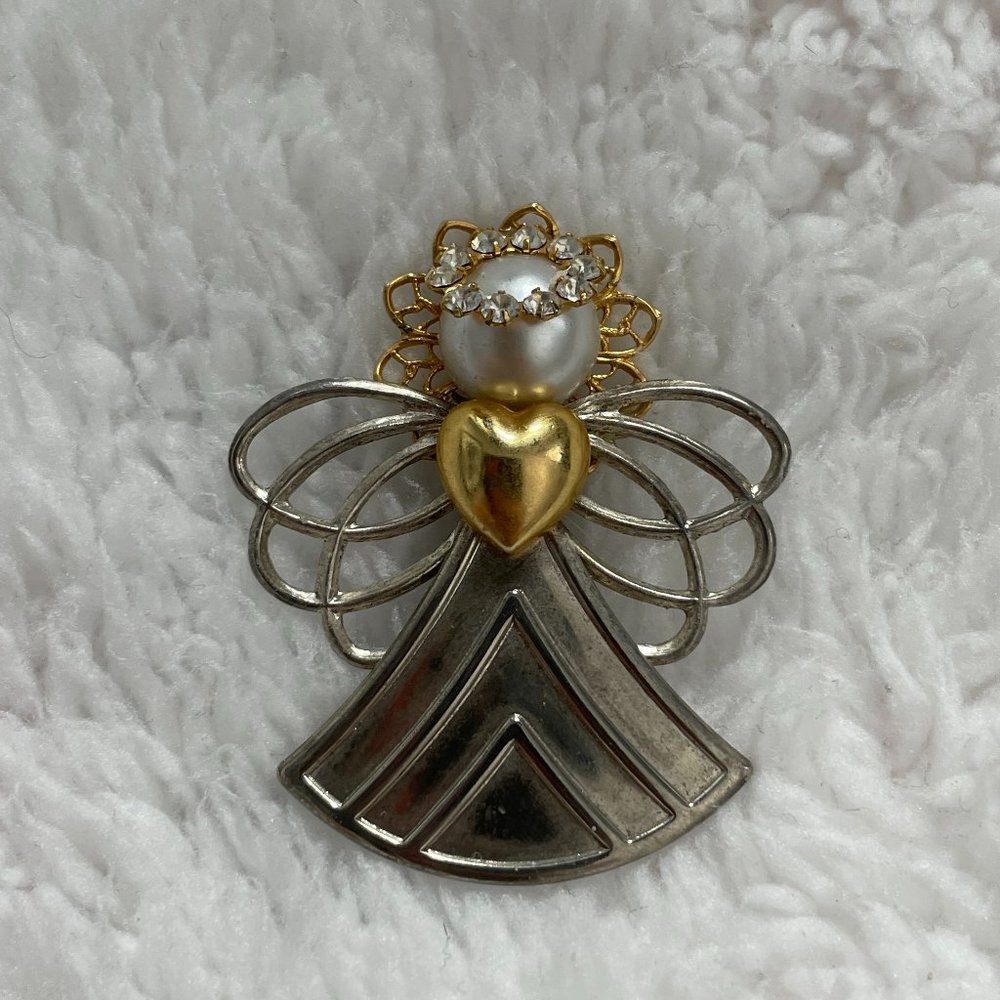 Designs by rosemary Vintage Mixed Metal Guardian Angel  with faux pearl